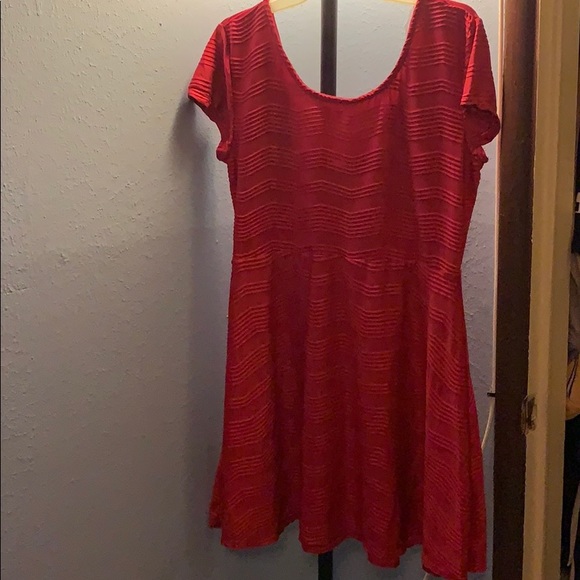 Dress and dressy top - Picture 4 of 4